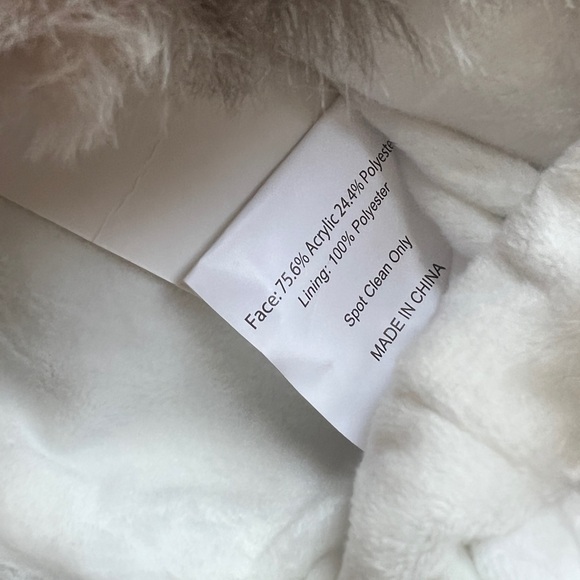 NWT NEW Pine Ridge home Faux Fur Snow Leopard Christmas Stocking 18" - Picture 7 of 8